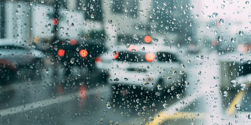 Dirigir na chuva Cuidados