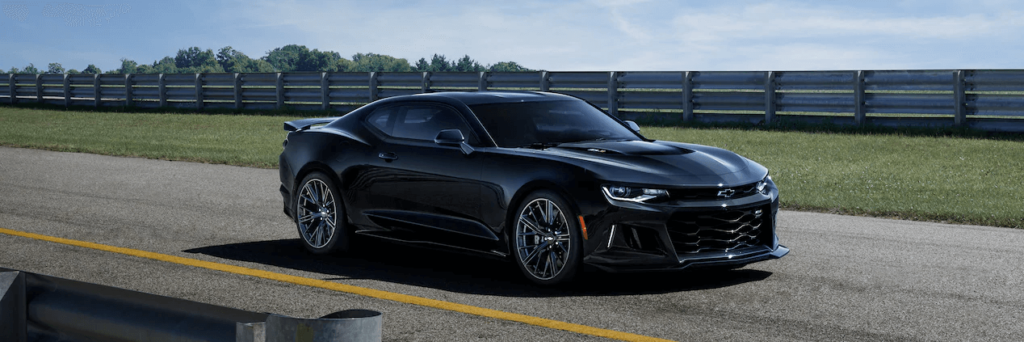 Chevrolet Camaro 2021 lateral direita
