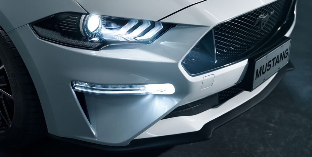 Ford Mustang 2021 Faróis