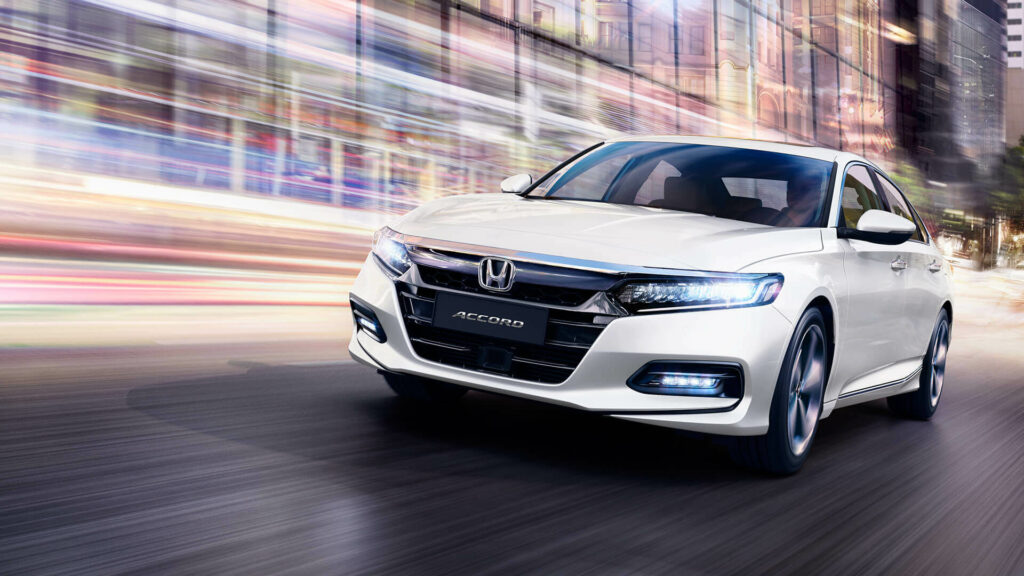 Honda Accord 2021 frente esquerda