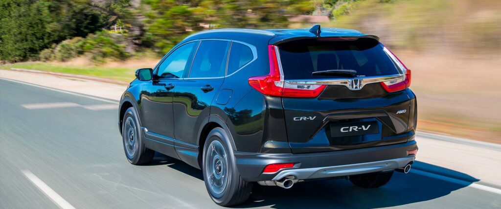 Honda CR-V 2021 traseira esquerda