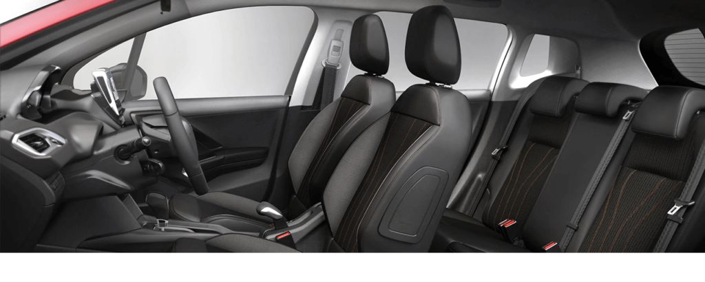 Peugeot 2008 2021 bancos traseiro