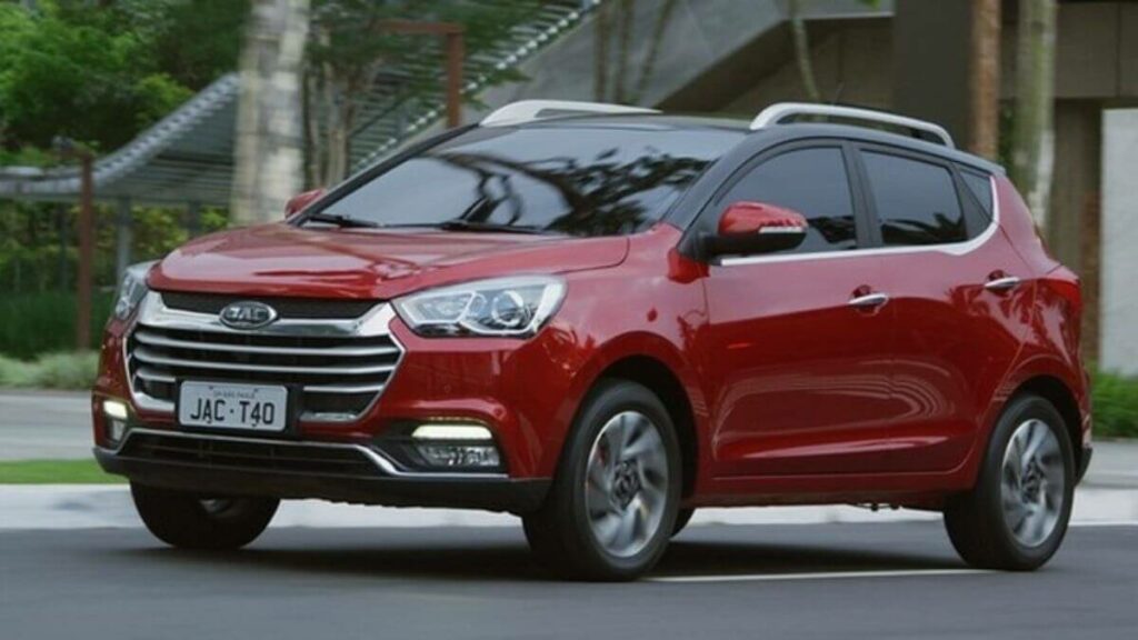 JAC T40 2021 frente esquerda