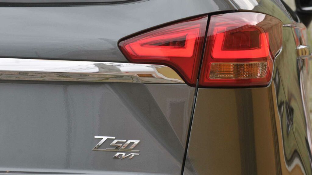 JAC T50 2021 Lanternas traseiras