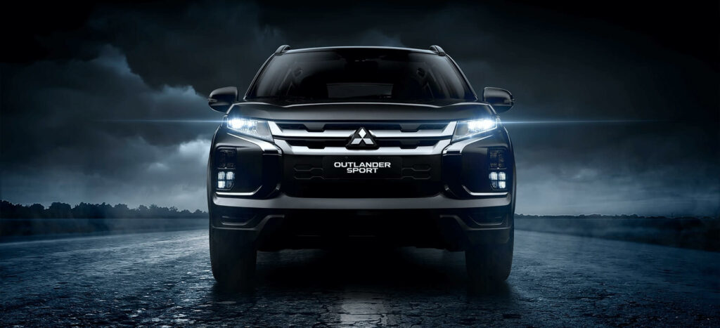 Mitisubishi Outlander 2021 frente