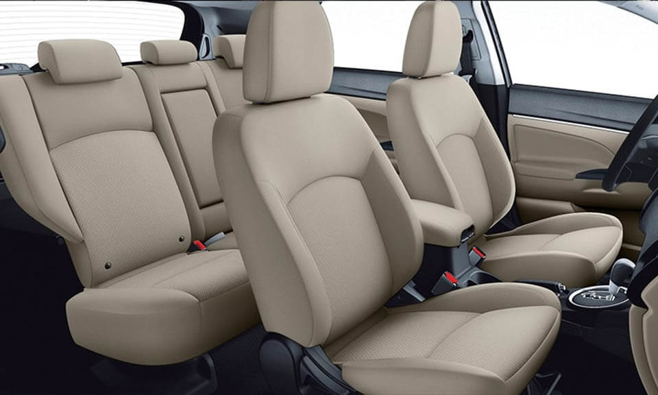 Mitisubishi Outlander 2021 interior