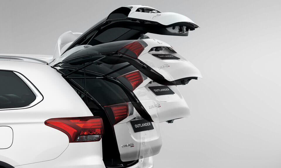 Mitsubishi Outlander 2021 fechamento porta malas