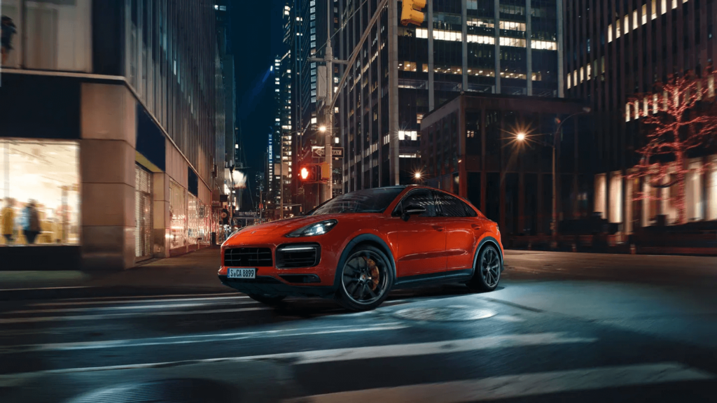 Porsche Cayenne 2021 frente direita