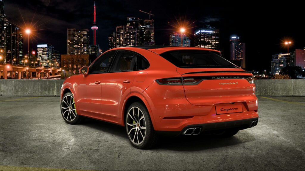 Porsche Cayenne 2021 traseira 1