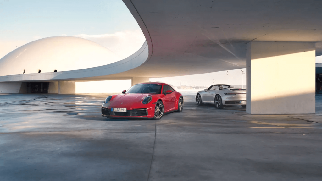 Porshe 911 2021 dois modelos