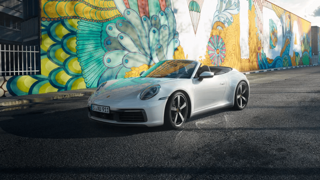 Porshe 911 2021 frente esquerda