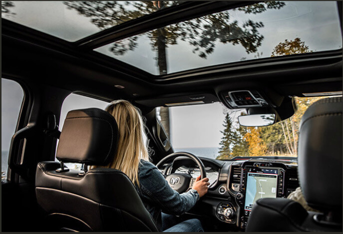 RAM 1500 Interior painel