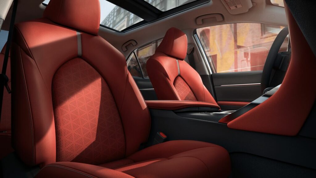 Toyota Camry 2021 bancos