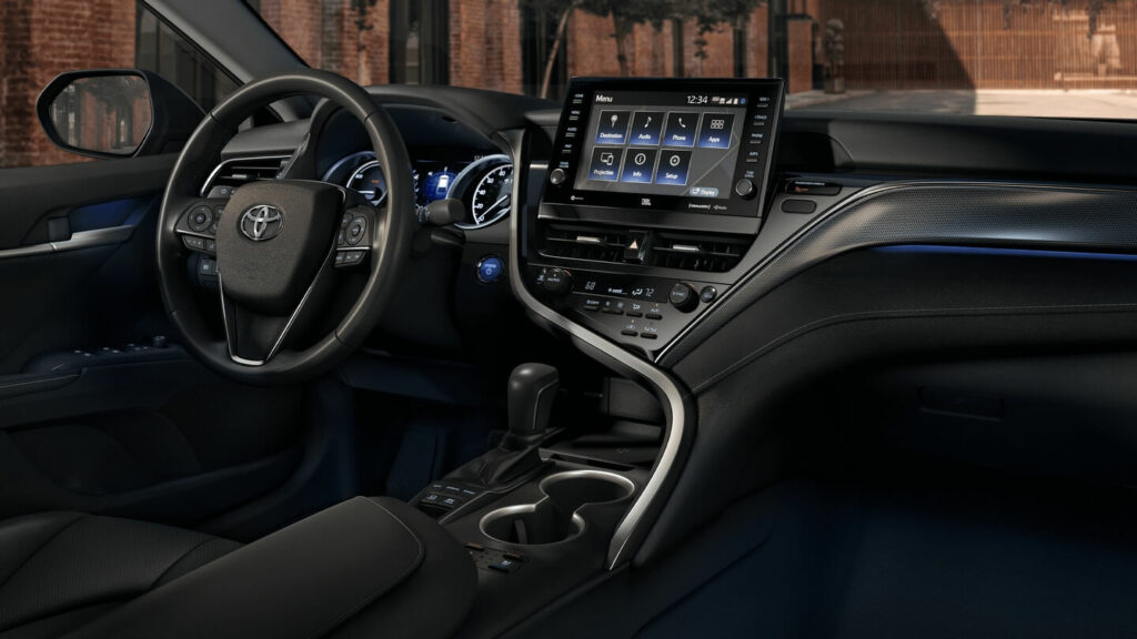 Toyota Camry 2021 painel