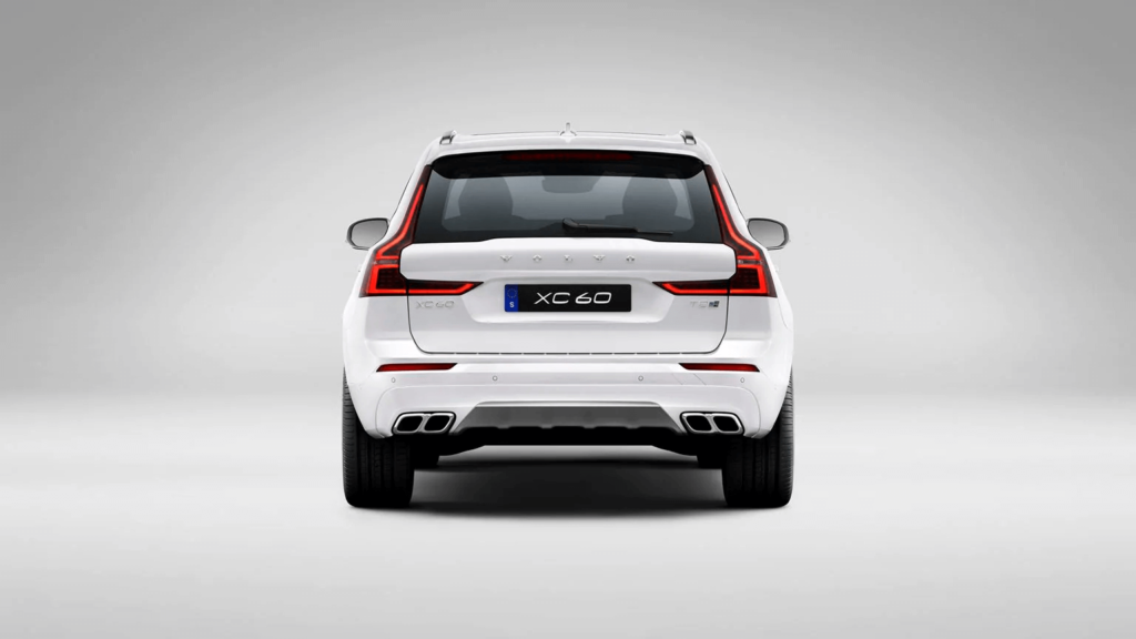 Volvo XC60 2021 traseira