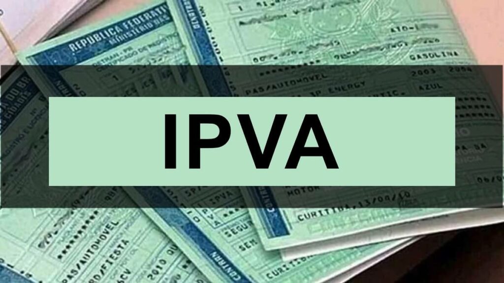 Foto que mostra documentos de carros e o IPVA no centro