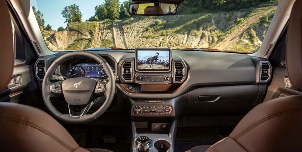 Ford Bronco 2022 interior