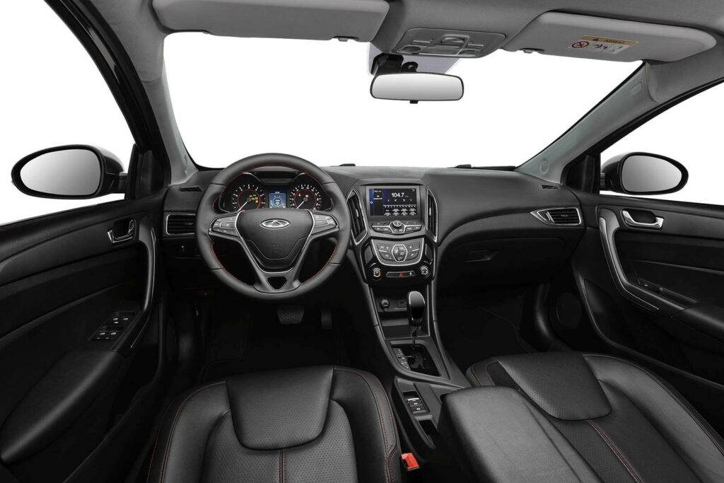 Caoa Chery Arrizo 2022 conforto interno