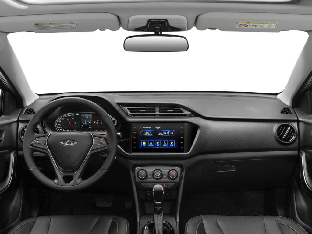 Caoa Chery Tiggo 2 2022 espaço interno