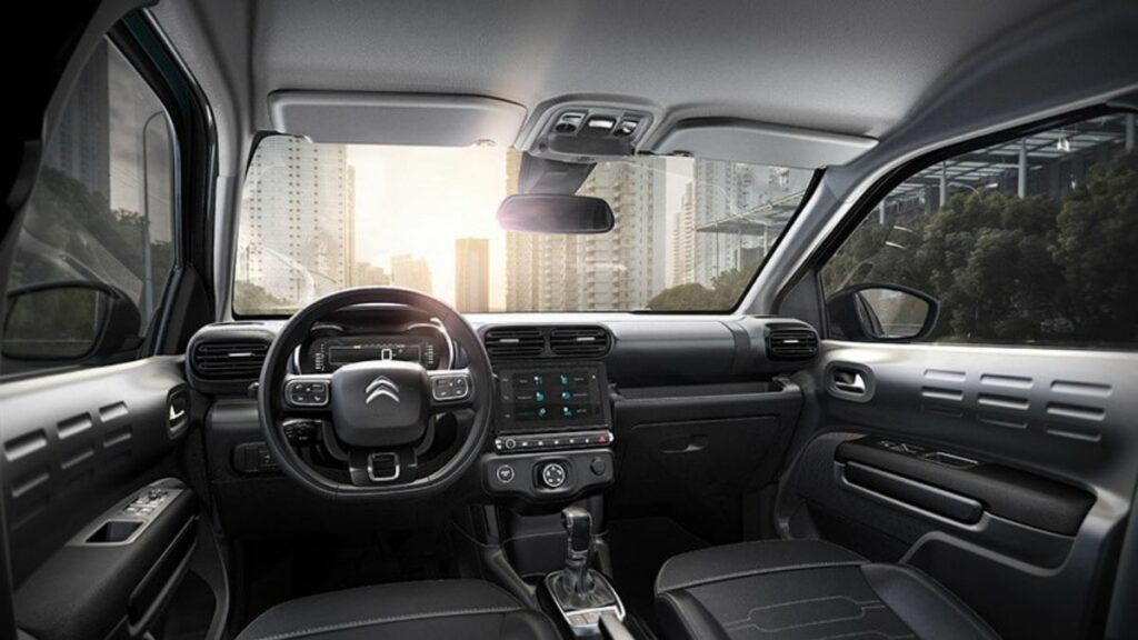 Citroen C4 Cactus 2022 conforto interno