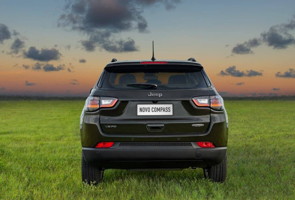 Jeep Compass 2022 Traseira