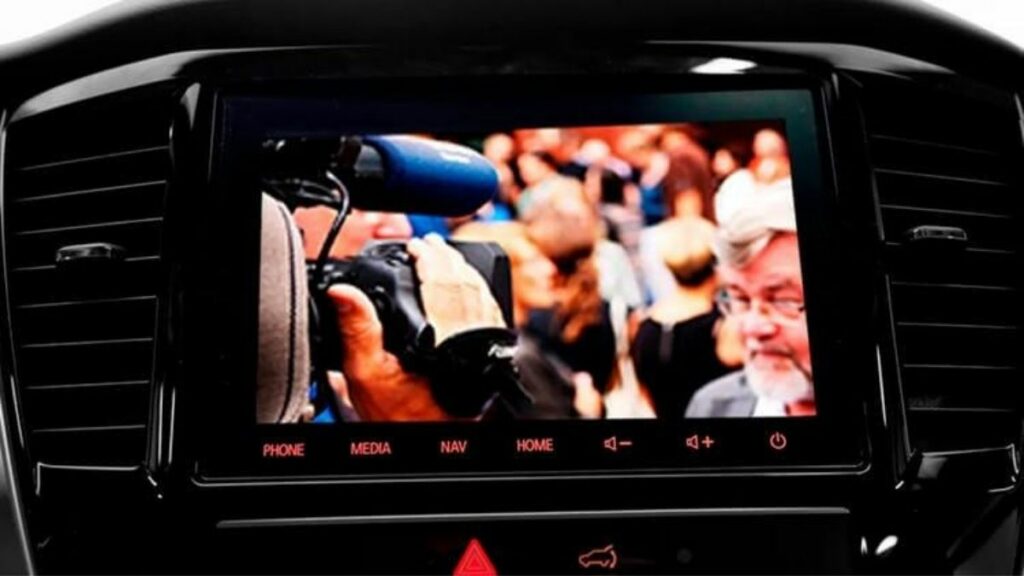 Mitsubishi Pajero 2022 conectividade