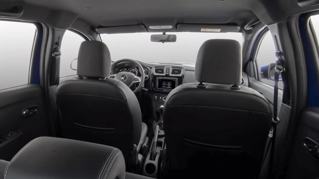Renault Sandero 2022 bancos e interior