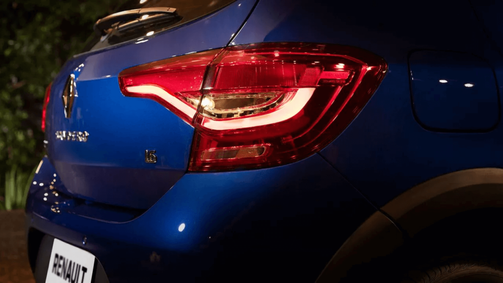 Renault Sandero 2022 Lanternas traseiras