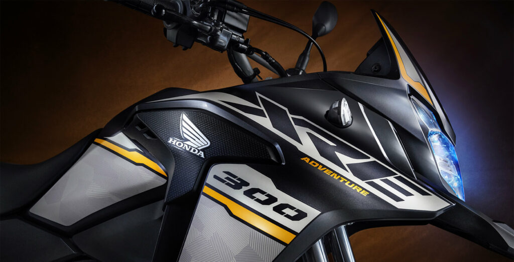 Honda XRE 300 2022 dianteira