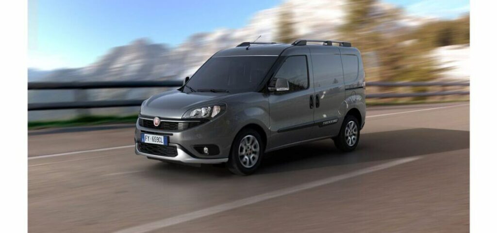 Fiat Doblò 2022 espaço