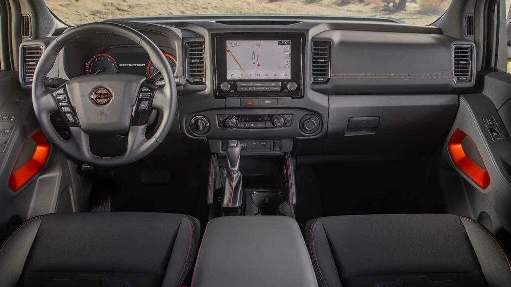 Nissan Frontier 2022 interior