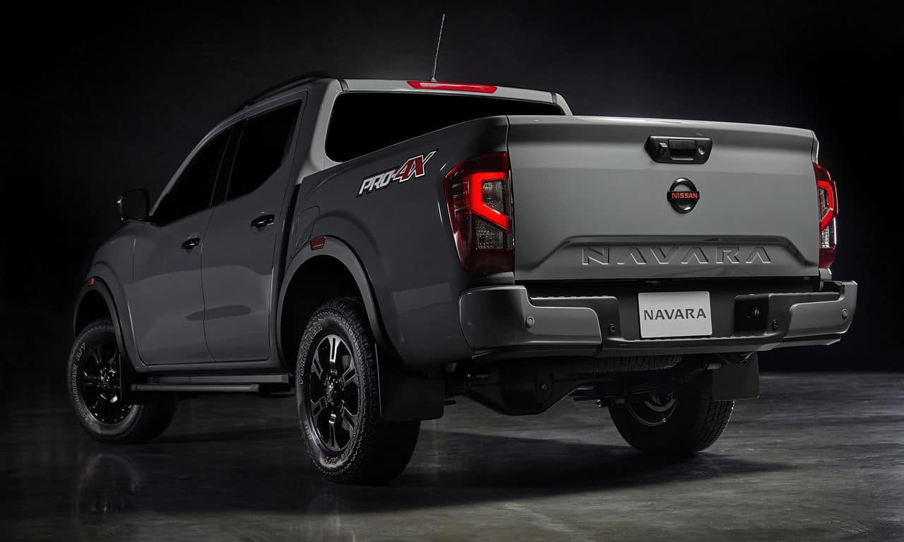 Nissan Frontier 2022 linhas