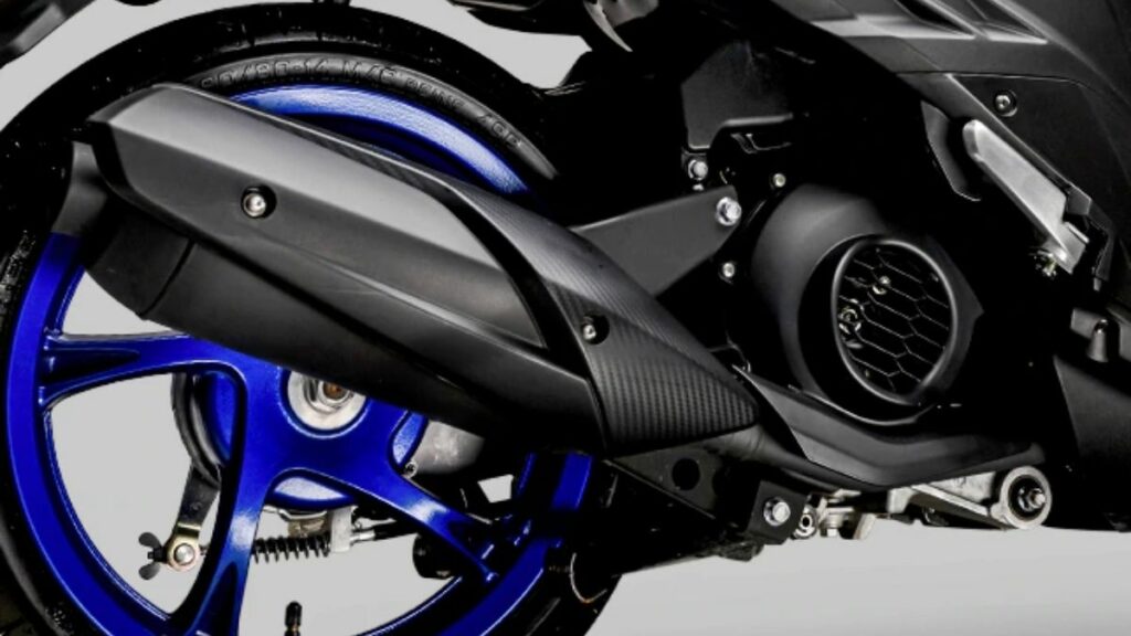 Yamaha Neo 125 2022 rodas e escapamento