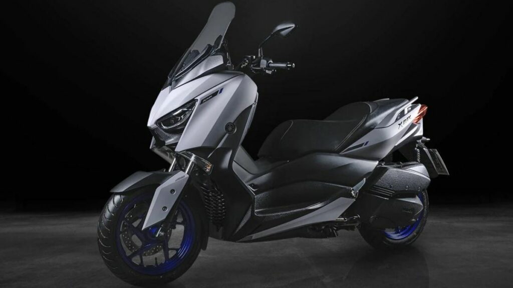 Lateral da NMax 2022
