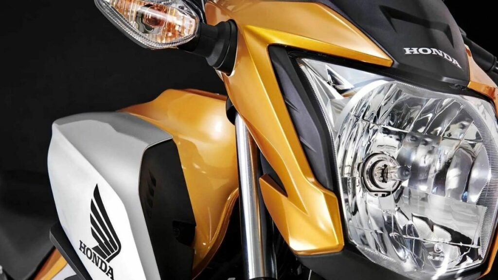 Nova Titan 2022 iluminação