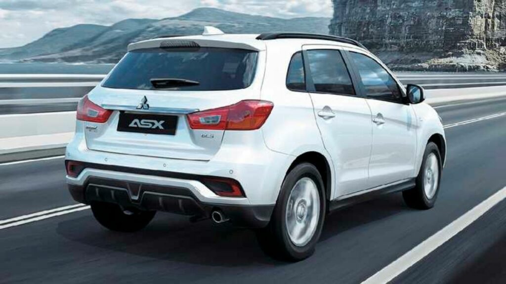 Traseira do novo ASX 2022