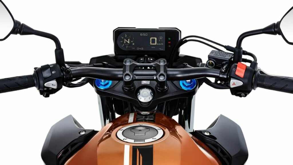 CB 500 F 2022 painel