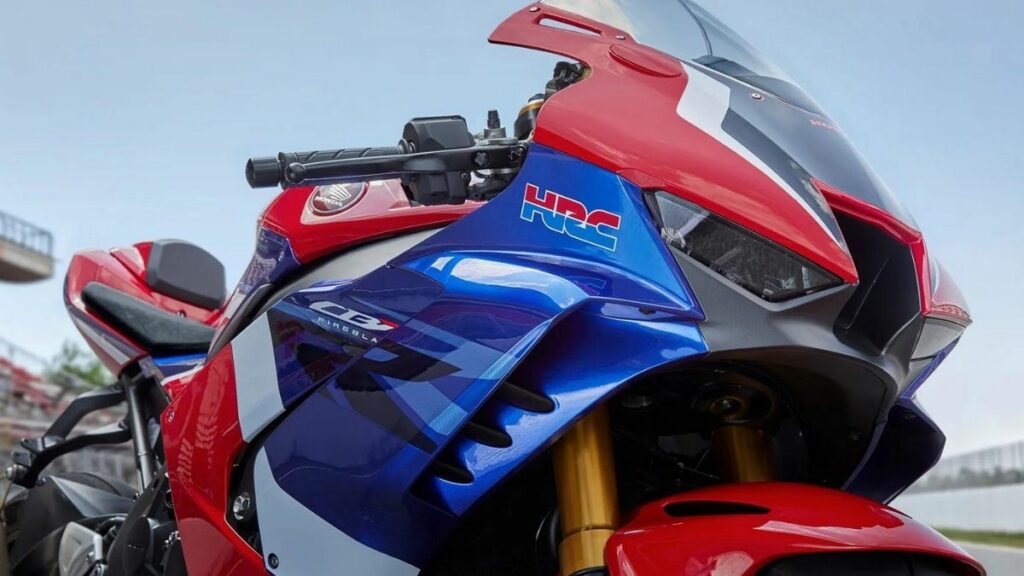 CBR 1000RR-R Fireblade SP 2022 frente