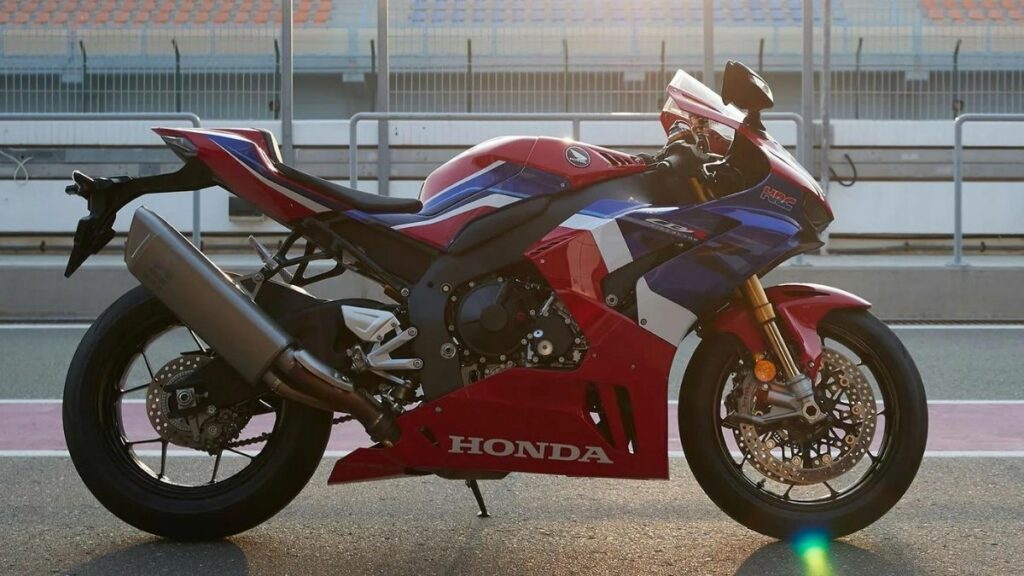 CBR 1000RR-R Fireblade SP 2022 lateral