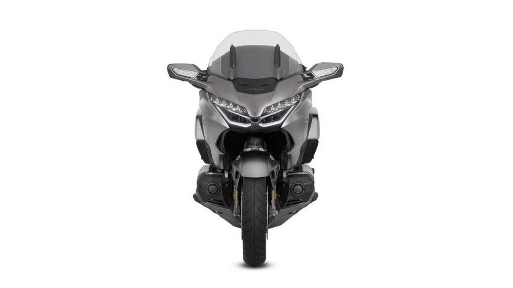 Honda GL 1800 Gold Wing 2022 frente