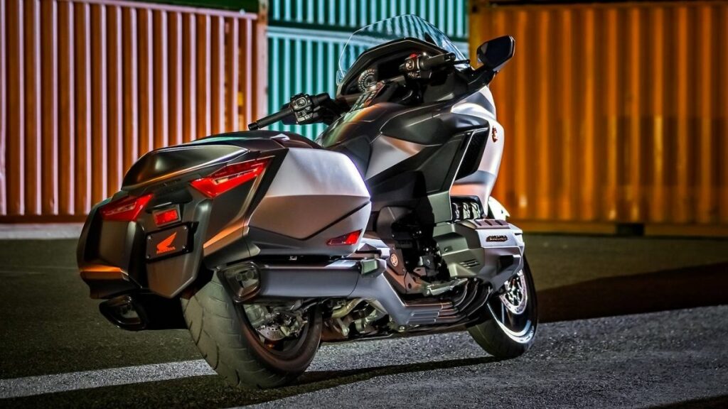 Honda GL 1800 Gold Wing 2022 traseira