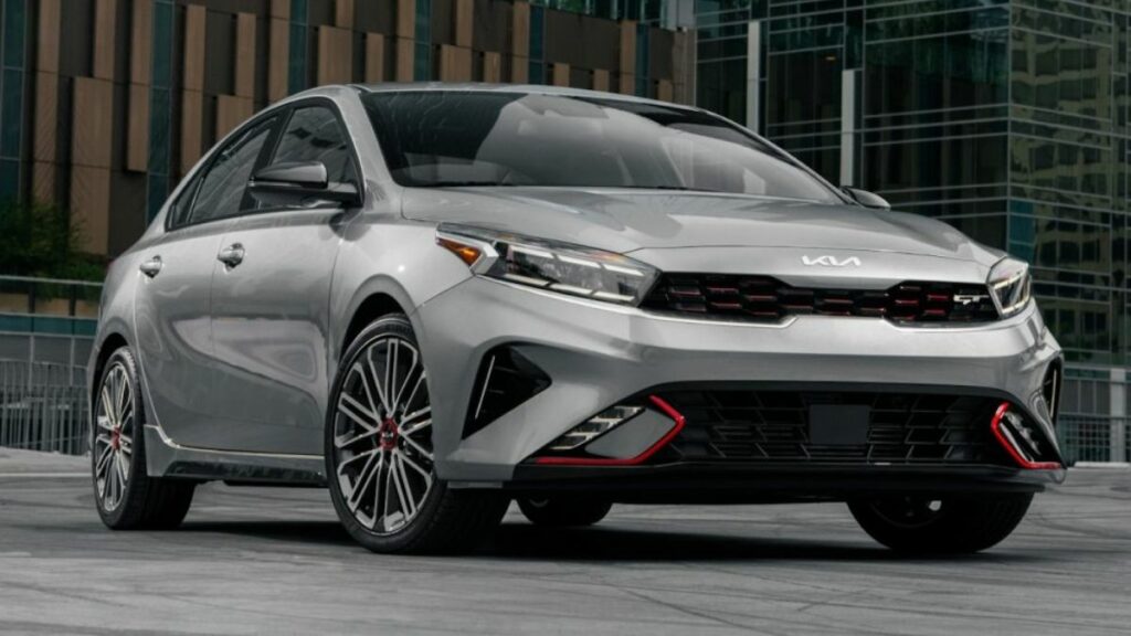 Kia Cerato 2022 lateral