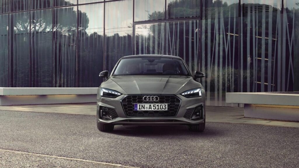 Audi A5 2022 frente