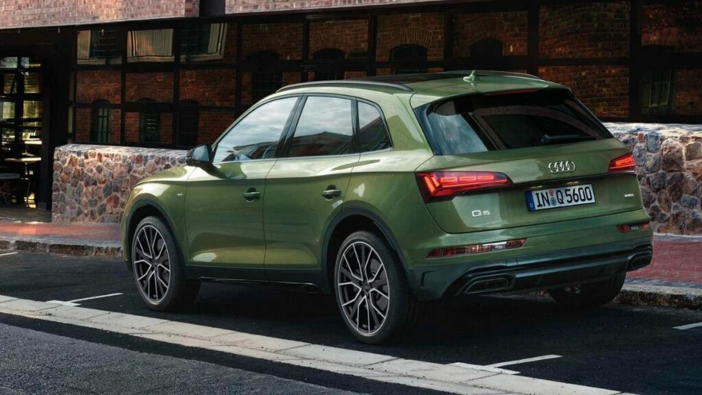 Audi Q5 2022 traseira