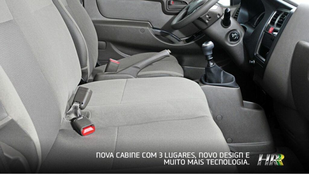 Hyundai HR 2022 interior
