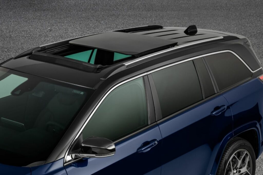 Jeep Commander 2022 teto solar