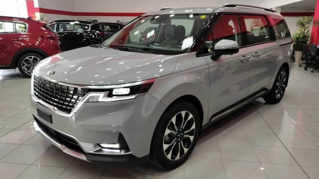 Kia Carnival 2022 lateral