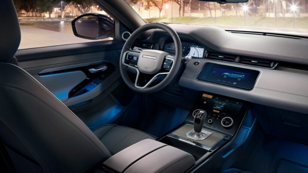 Interior luxuoso e requintado do Evoque 2022