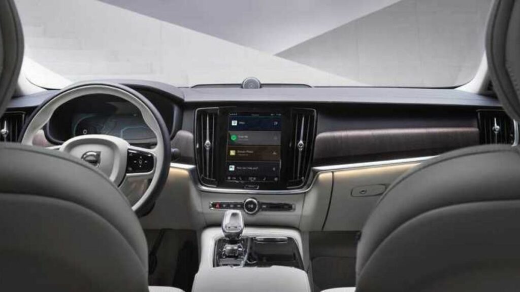 Volvo XC60 2022 interior
