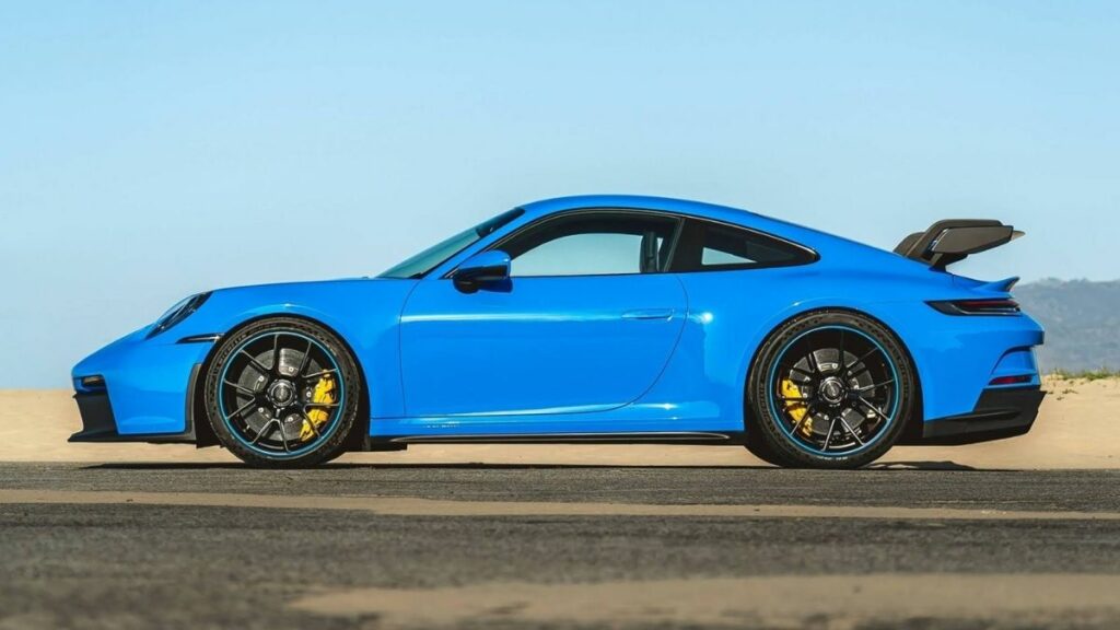 Porsche 911 2022 lateral